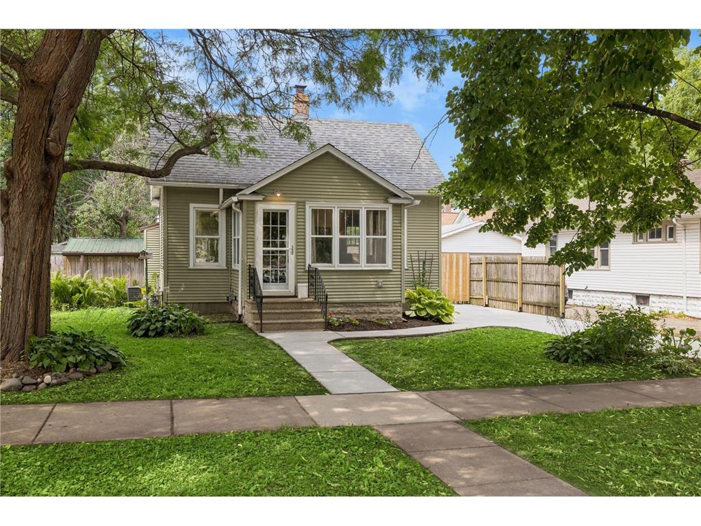 299 Sidney Street W Saint Paul MN 55107 7109560 image1