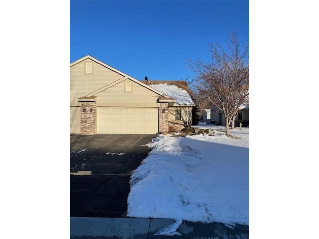 2990 Pitrina Way Little Canada MN 55117 6491500 image1