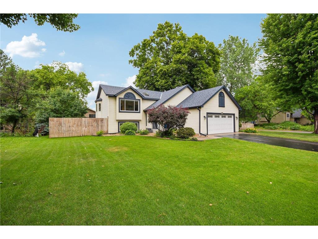2991 Ontario Road Little Canada MN 55117 7093424 image2