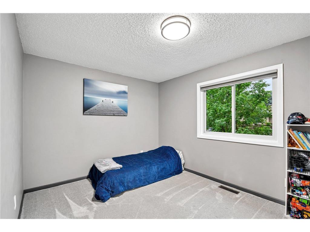 2991 Ontario Road Little Canada MN 55117 7093424 image20