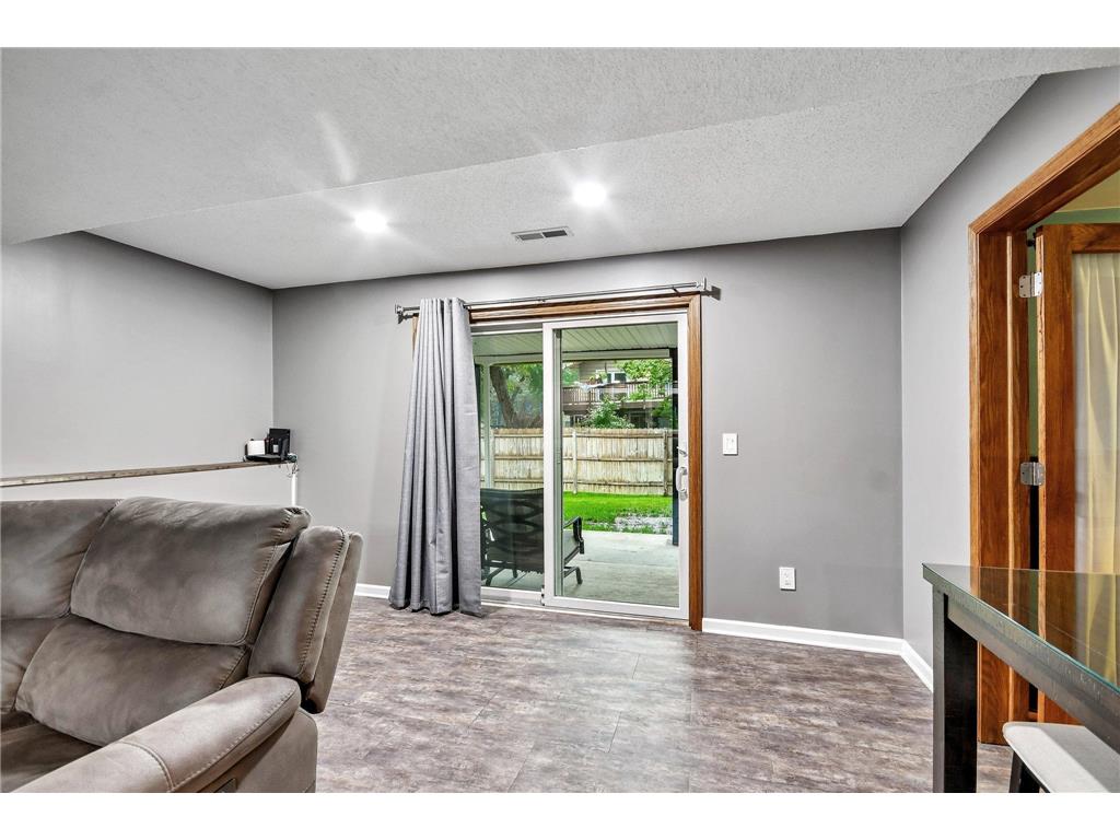 2991 Ontario Road Little Canada MN 55117 7093424 image25