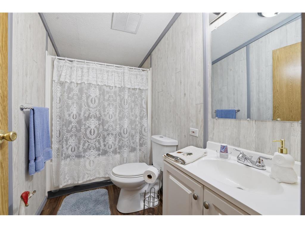 29936 170th Street Isle MN 56342 7016102 image34