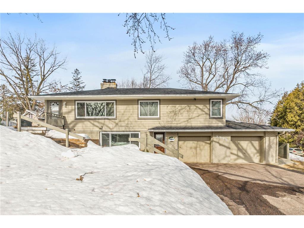 2995 W Owasso Boulevard Roseville MN 55113 - Owasso 6342979 image1