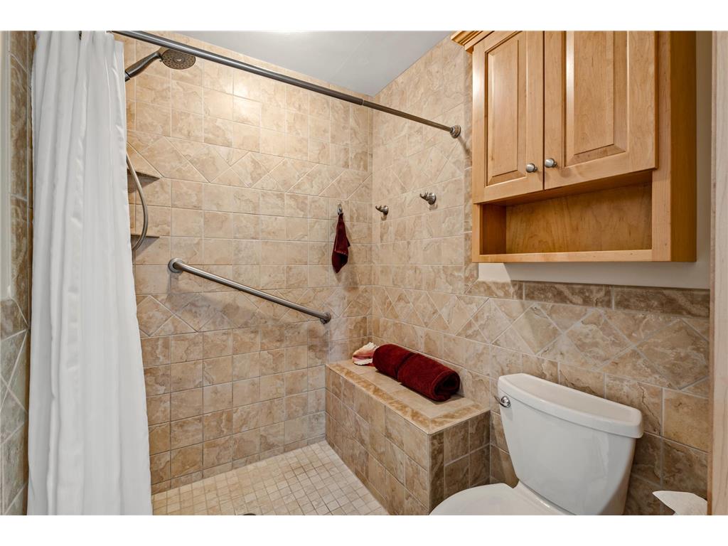 2999 Stinson Court New Brighton MN 55112 7088806 image16