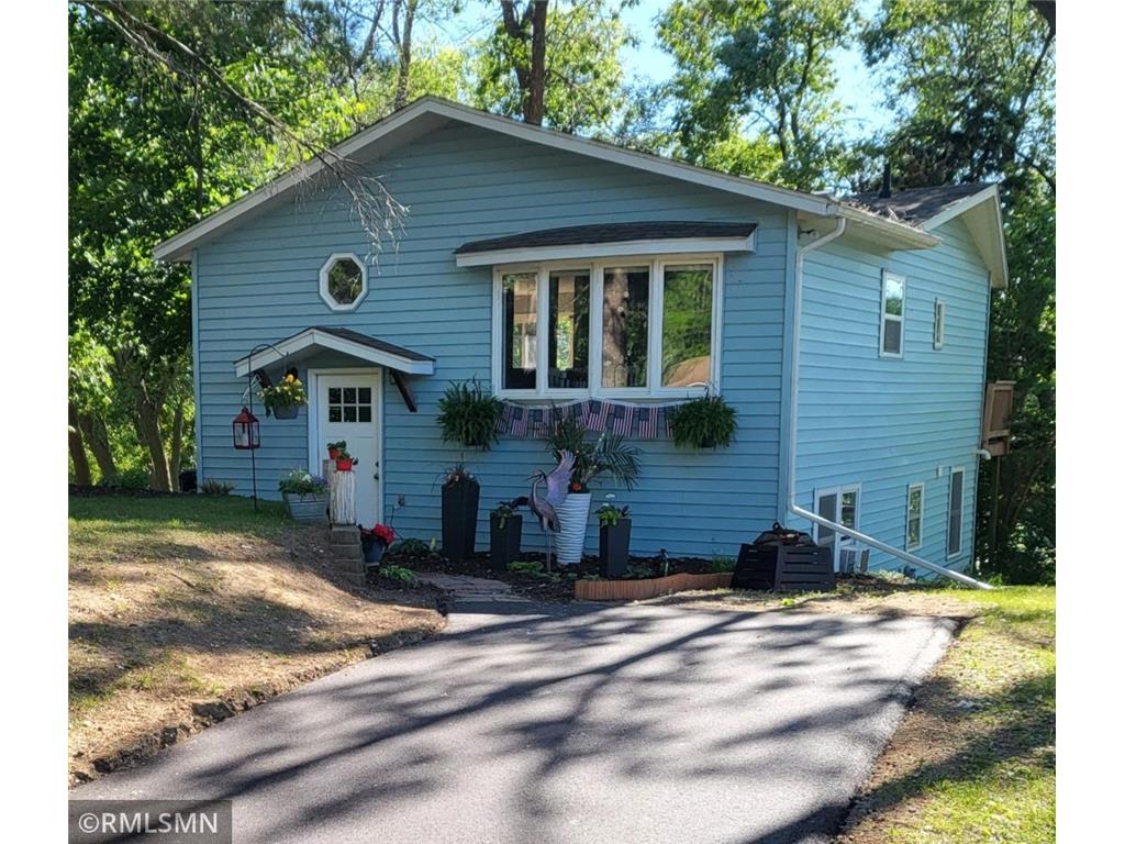 29990 Norelius Drive Lindstrom MN 55045 - South Center Lake 7022179 image1
