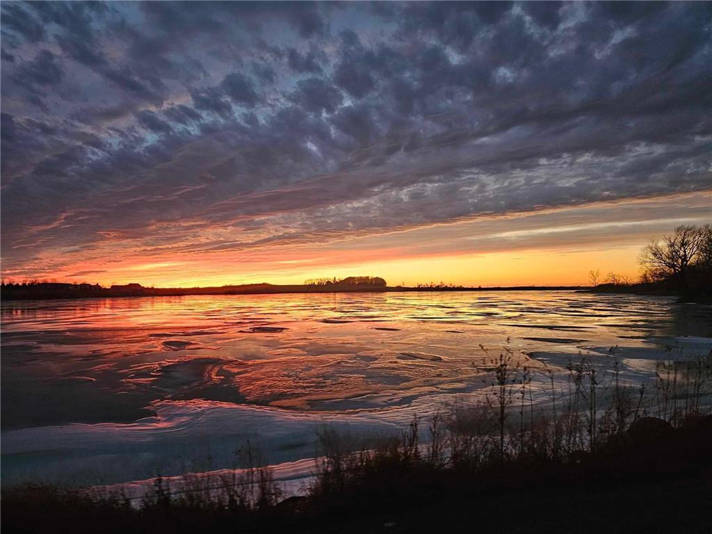 2nd W 2nd Avenue Hadley MN 56151 - Summit 6718919 image1