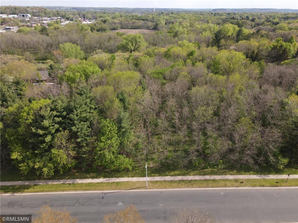 3.25 AC Riverside Drive River Falls WI 54022 - Kinnickinnic River 6651450 image3