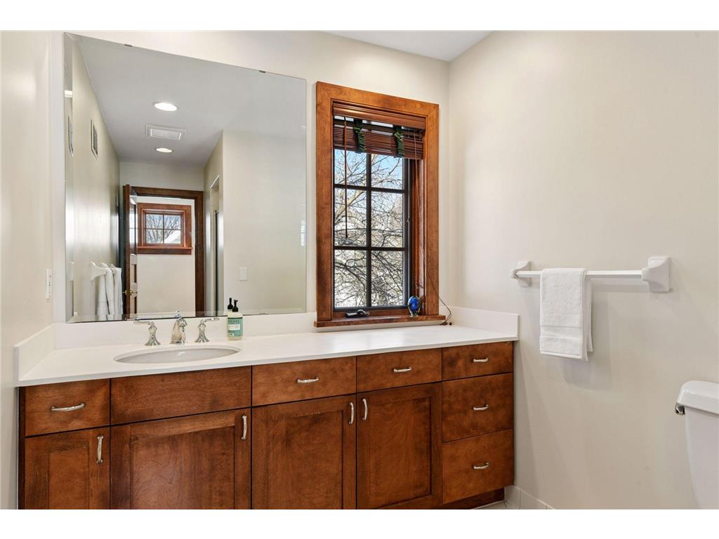 3 Circle E Edina MN 55436 6816190 image33