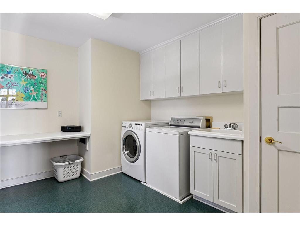 3 Circle E Edina MN 55436 6816190 image36