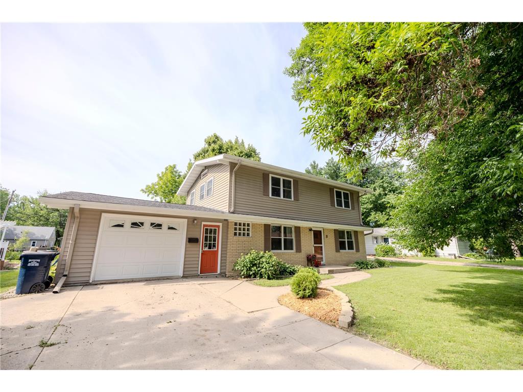 3 Sunnyslope Road Morris MN 56267 7092957 image1