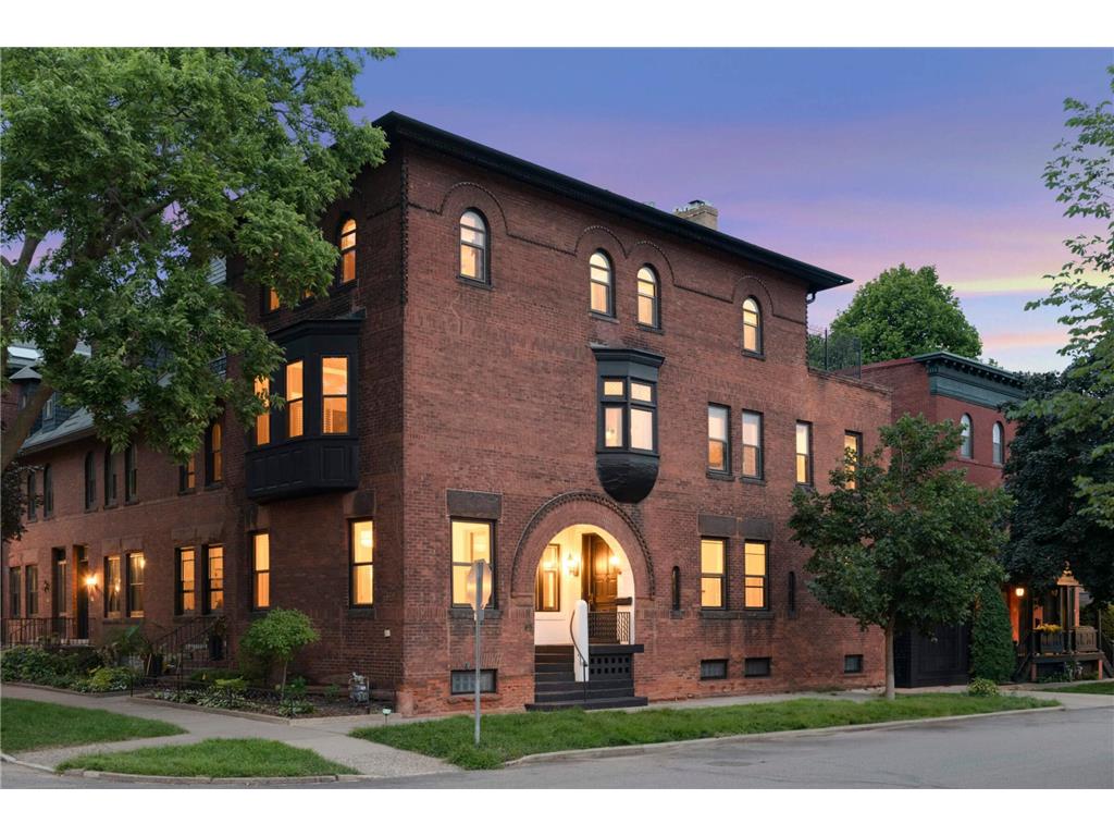 30 Kent Street Saint Paul MN 55102 6404483 image1