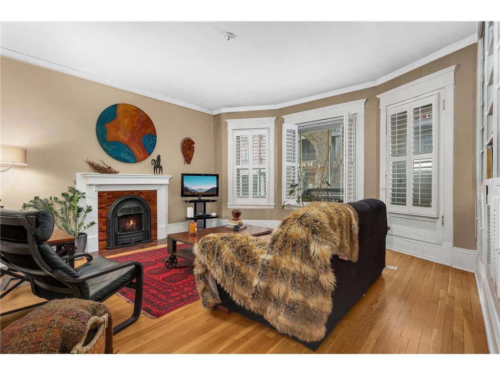 30 Saint Albans Street S #2A Saint Paul MN 55105 7044692 image2