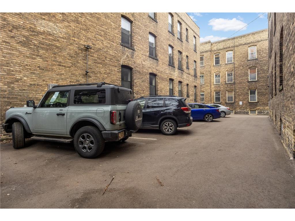 30 Saint Albans Street S #2A Saint Paul MN 55105 7044692 image26