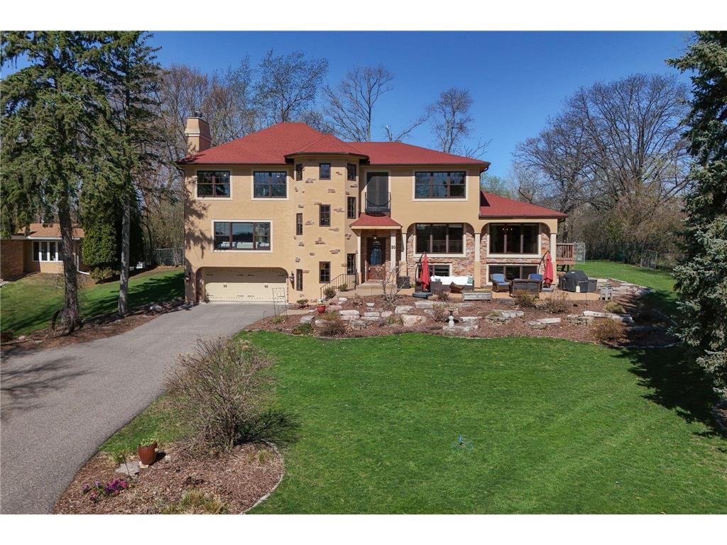 30 Willow Woods Drive Tonka Bay MN 55331 - Lake Minnetonka 6706125 image1