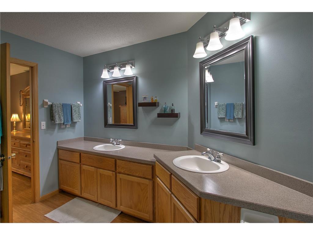 300 101st Court NE Blaine MN 55434 7088965 image19