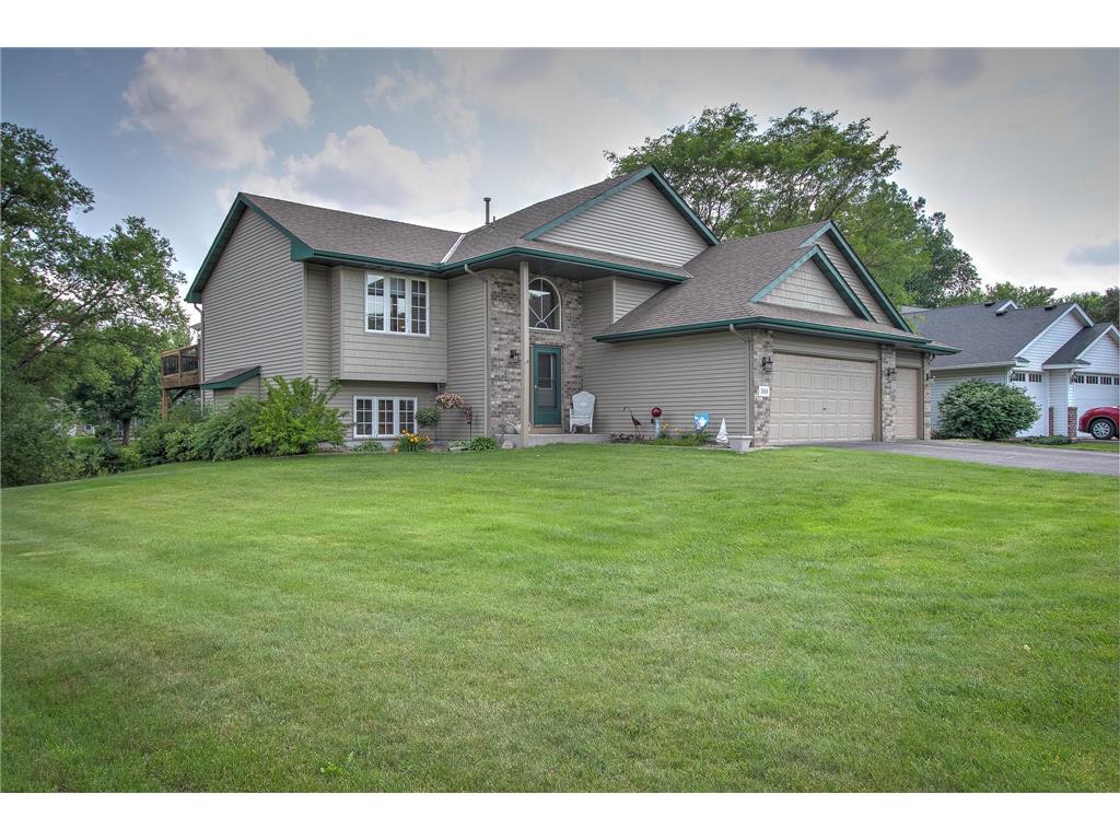 300 101st Court NE Blaine MN 55434 7088965 image2