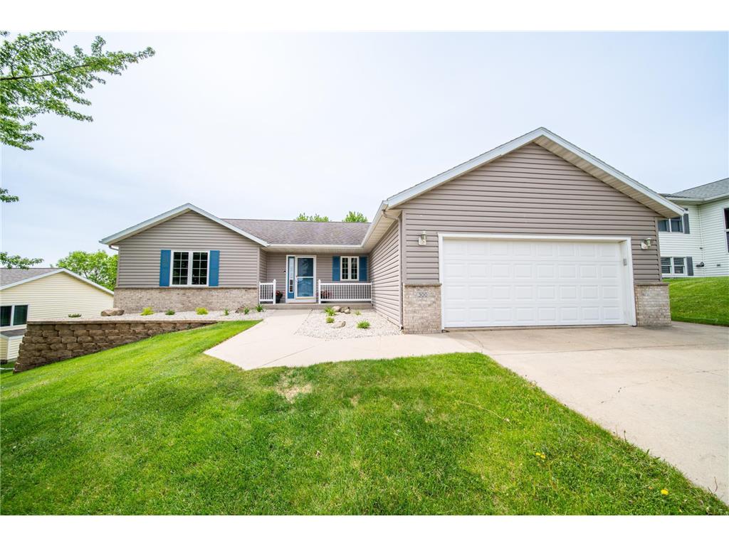 300 10th Street NE Byron MN 55920 6506099 image1