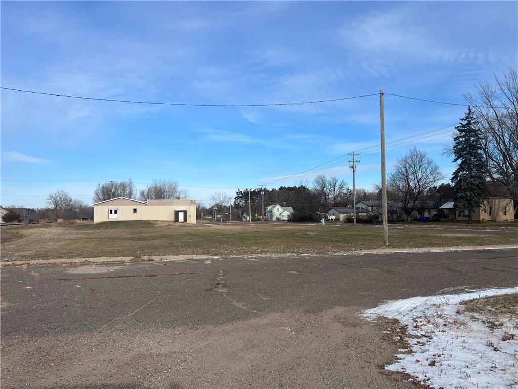 300 1st Pine City MN 55063 6637604 image1