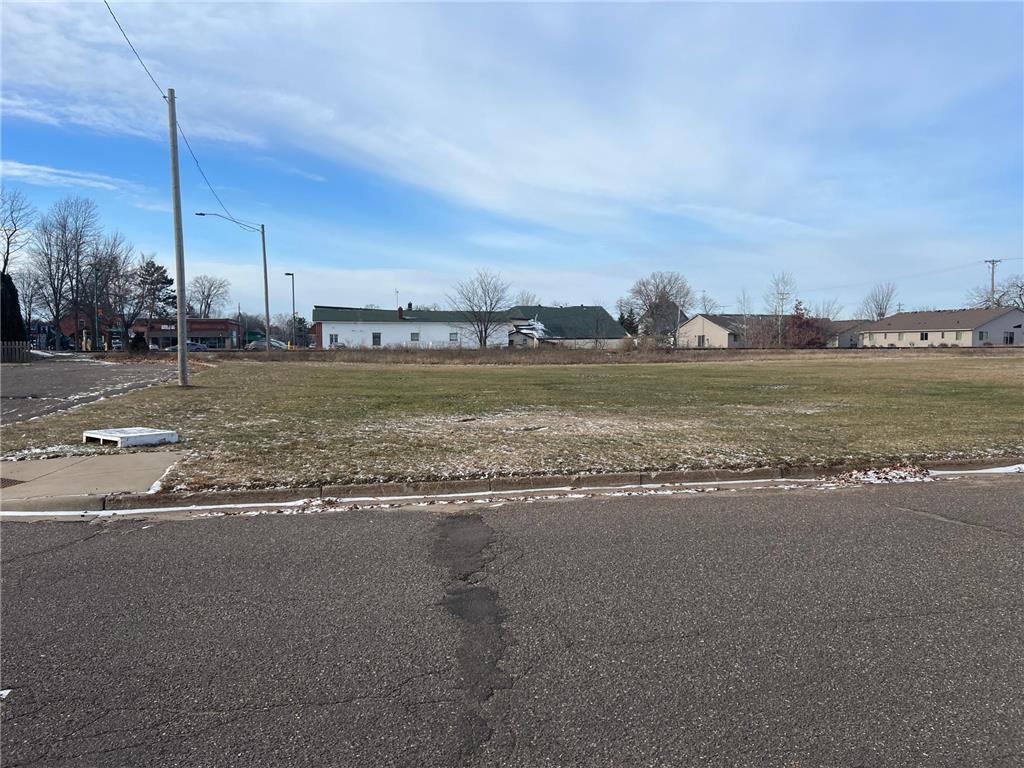 300 1st Pine City MN 55063 6637604 image3