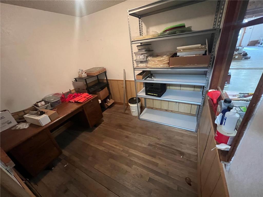 300 1st Pine City MN 55063 6821809 image15