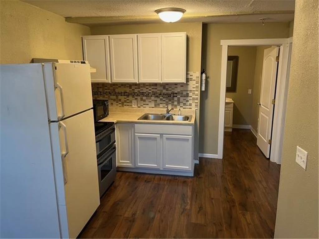 300 1st Street S Montgomery MN 56069 7065550 image15