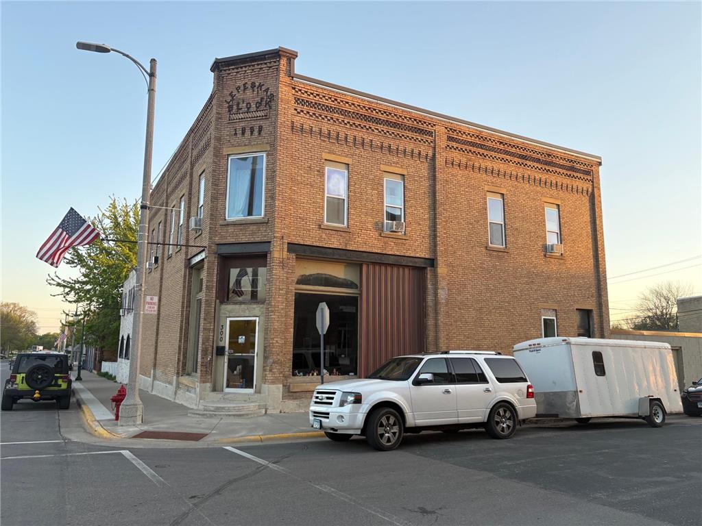 300 1st Street S Montgomery MN 56069 7065550 image2