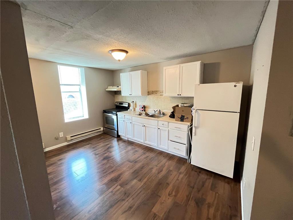 300 1st Street S Montgomery MN 56069 7065550 image6