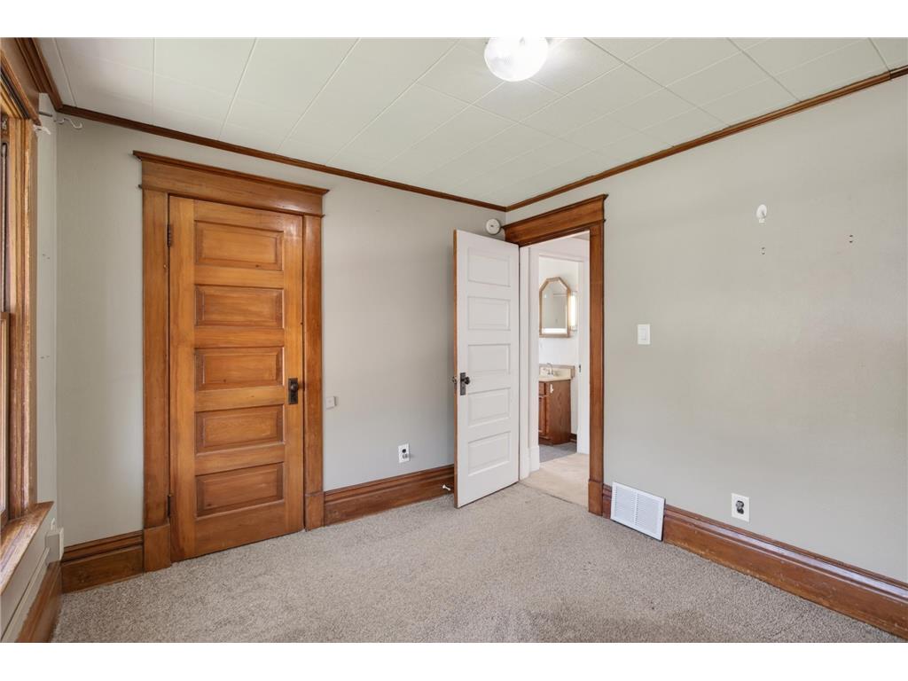 300 4th Avenue S South Saint Paul MN 55075 7074227 image21