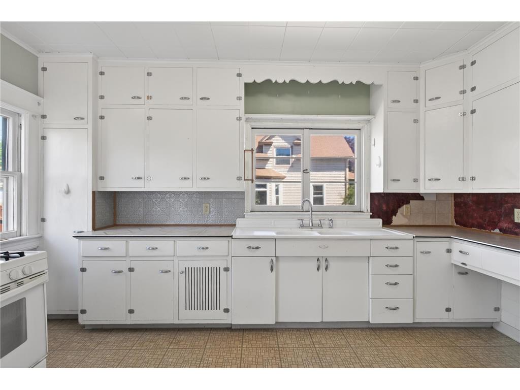 300 4th Avenue S South Saint Paul MN 55075 7074227 image4