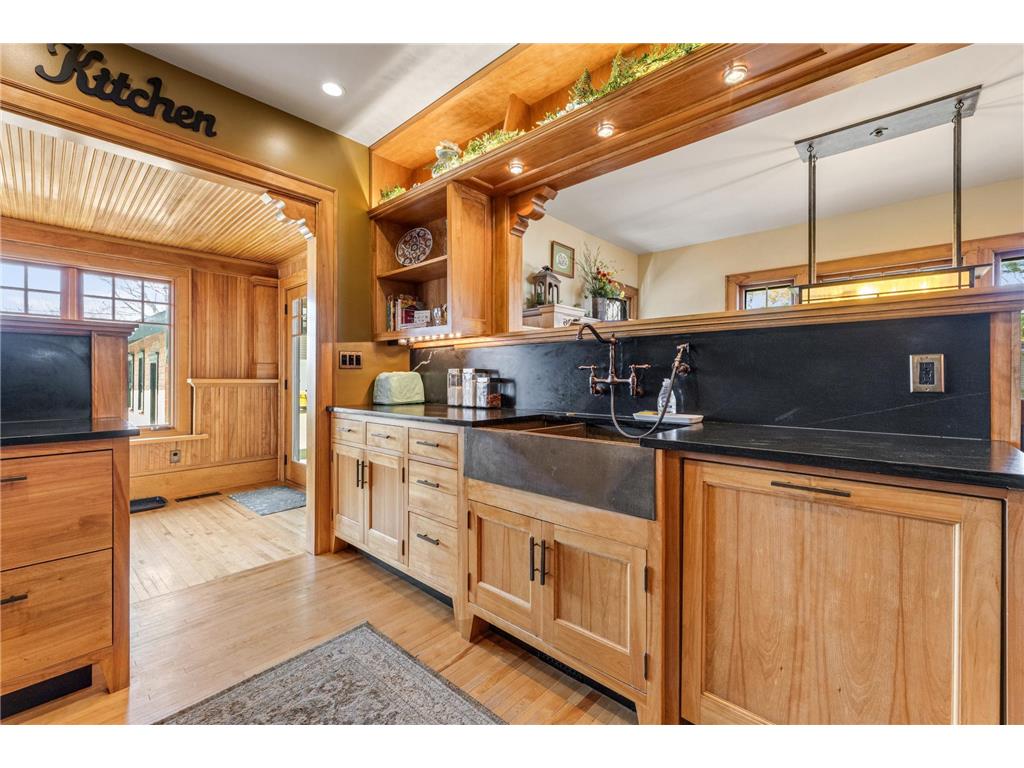 300 5th Street SW Plainview MN 55964 7053648 image10
