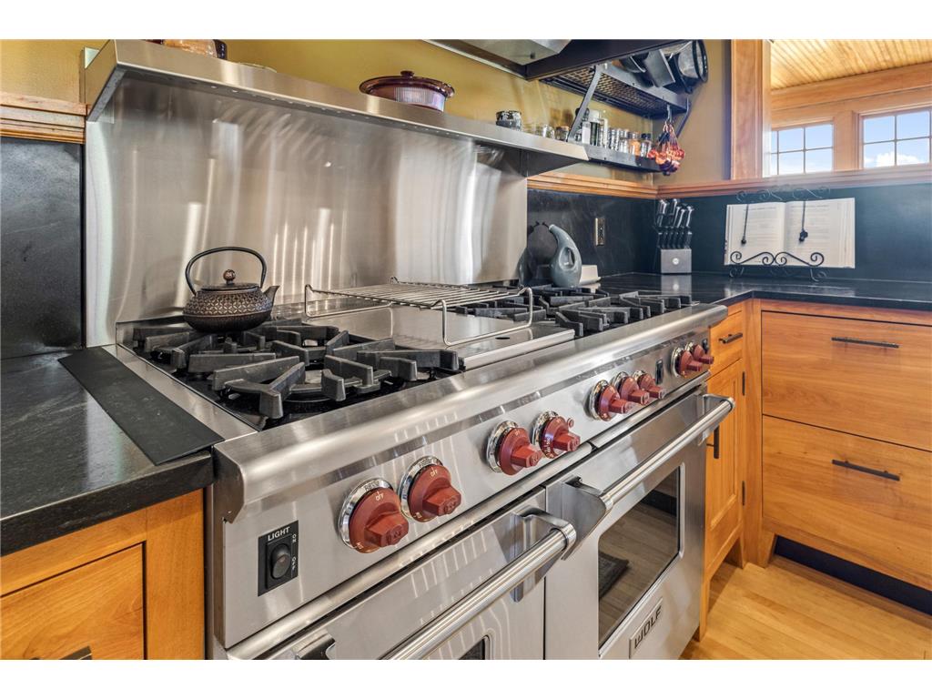 300 5th Street SW Plainview MN 55964 7053648 image11