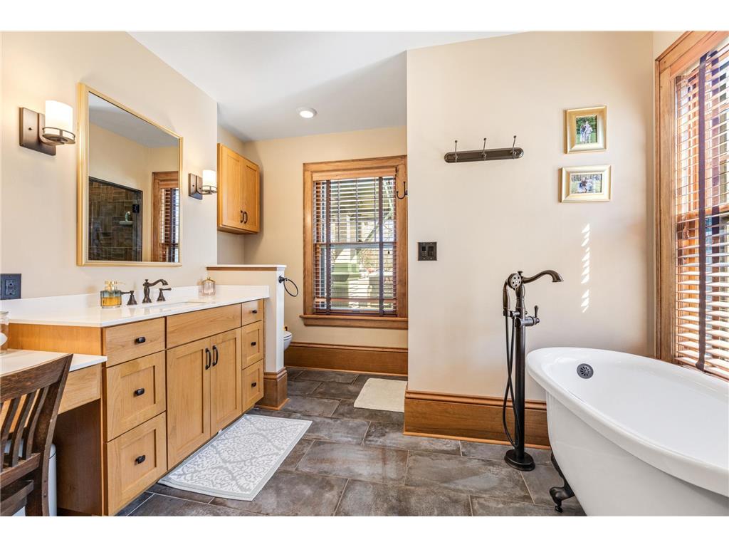 300 5th Street SW Plainview MN 55964 7053648 image16