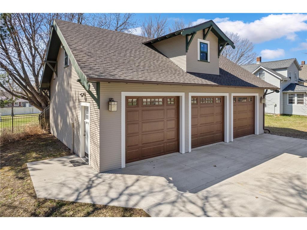 300 5th Street SW Plainview MN 55964 7053648 image31