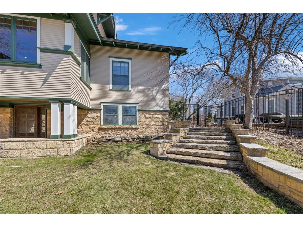 300 5th Street SW Plainview MN 55964 7053648 image39