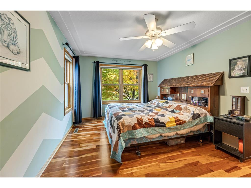 300 7th Street SW Plainview MN 55964 6809481 image19