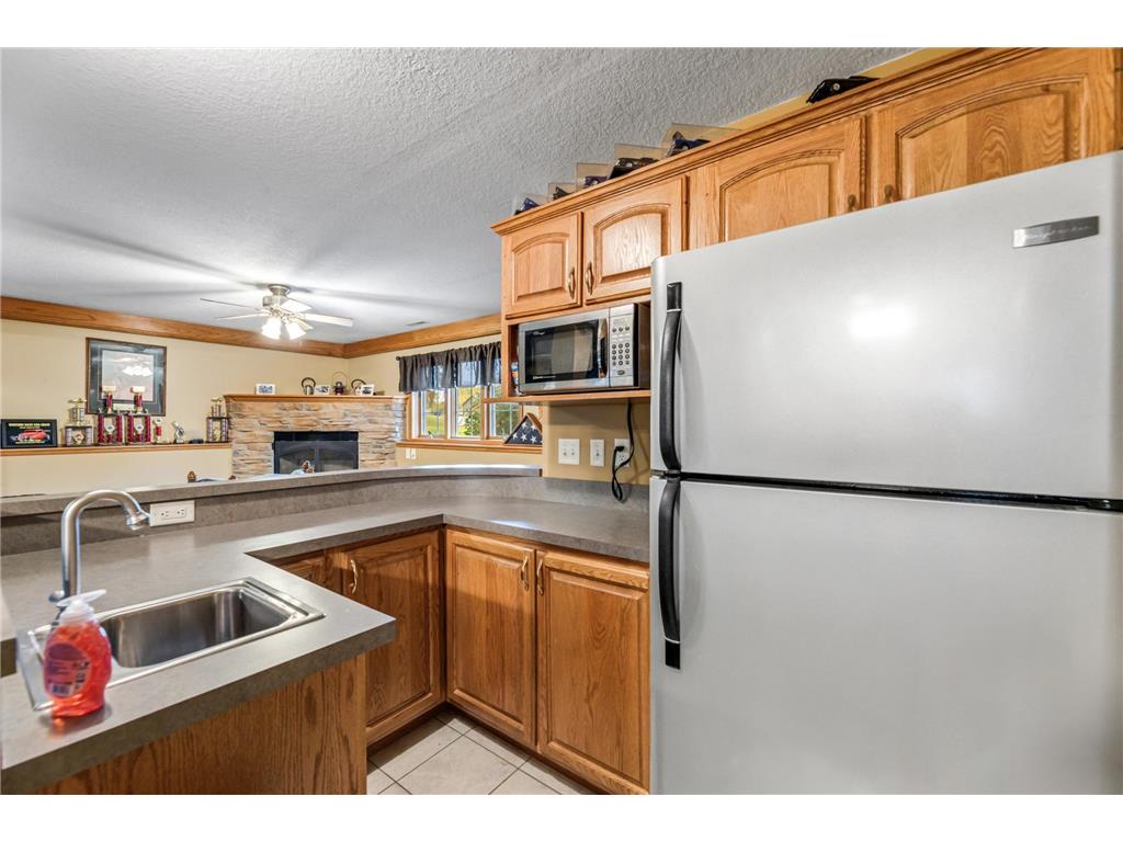 300 7th Street SW Plainview MN 55964 6809481 image26