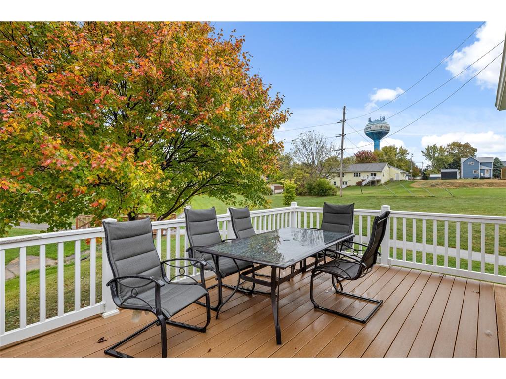 300 7th Street SW Plainview MN 55964 6809481 image9