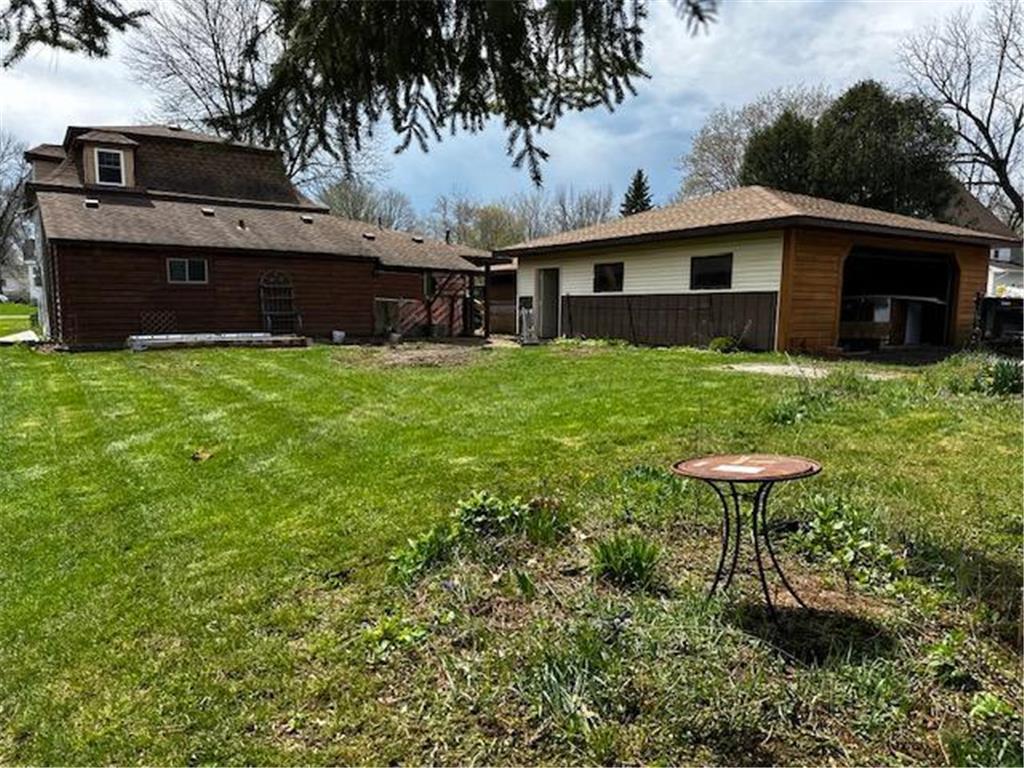 300 Arnold Street West Concord MN 55985 6490198 image1