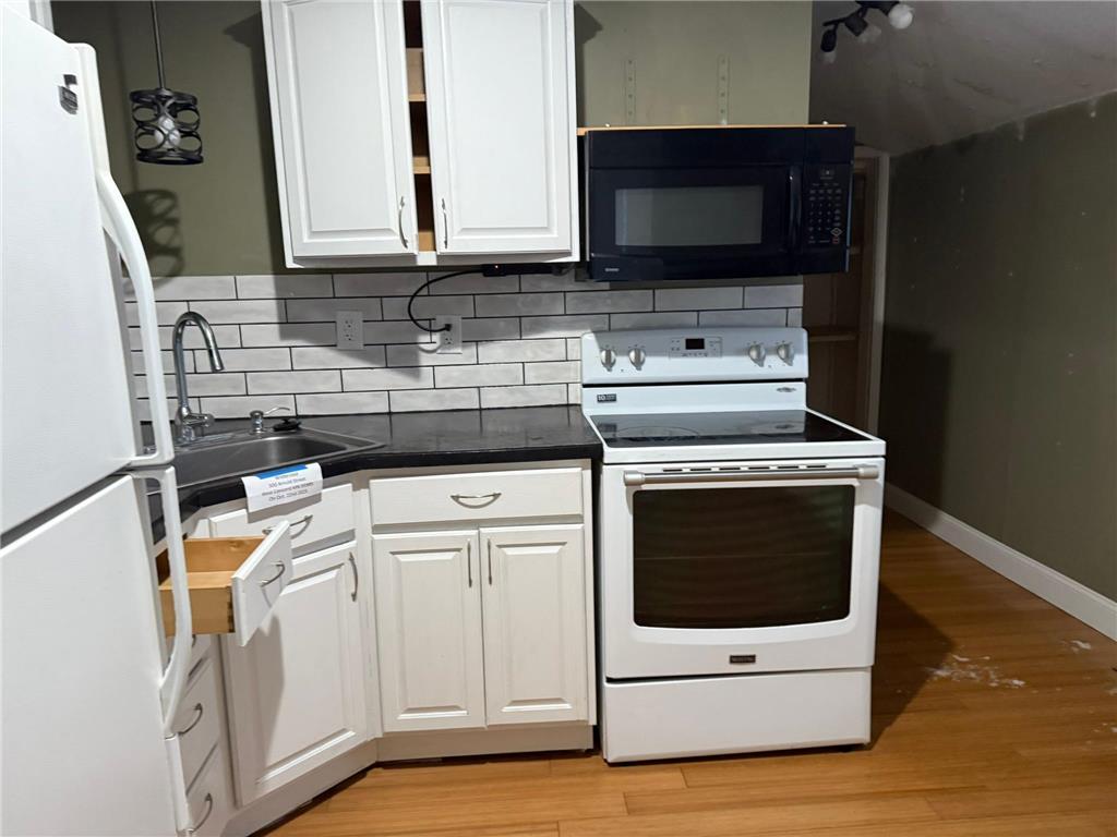 300 Arnold Street West Concord MN 55985 7034272 image12