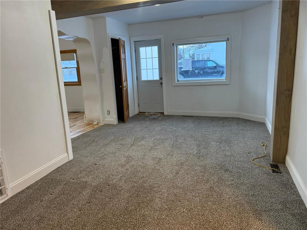 300 Arnold Street West Concord MN 55985 7034272 image28