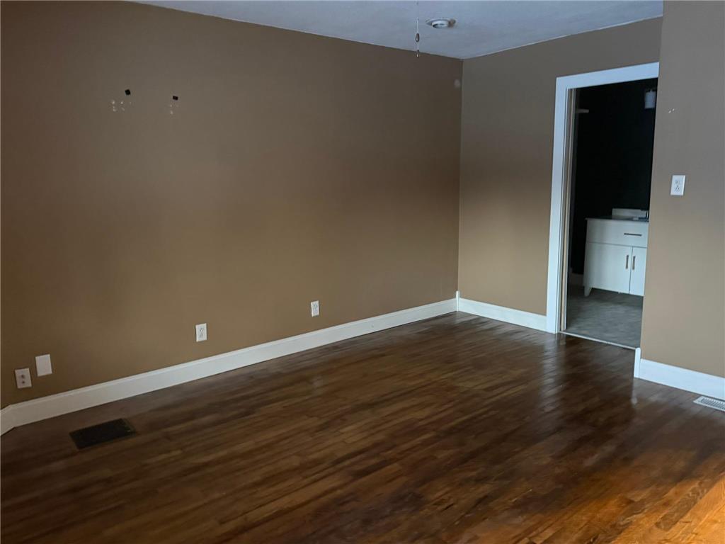 300 Arnold Street West Concord MN 55985 7034272 image30