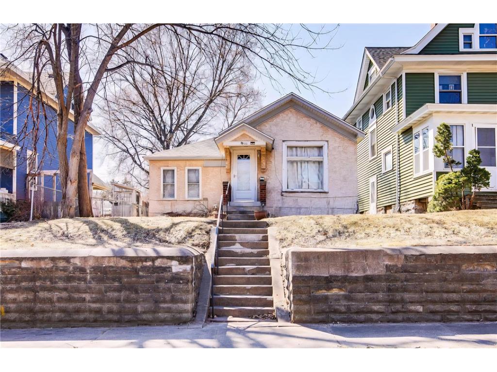 300 Baker Street E Saint Paul MN 55107 6815915 image1