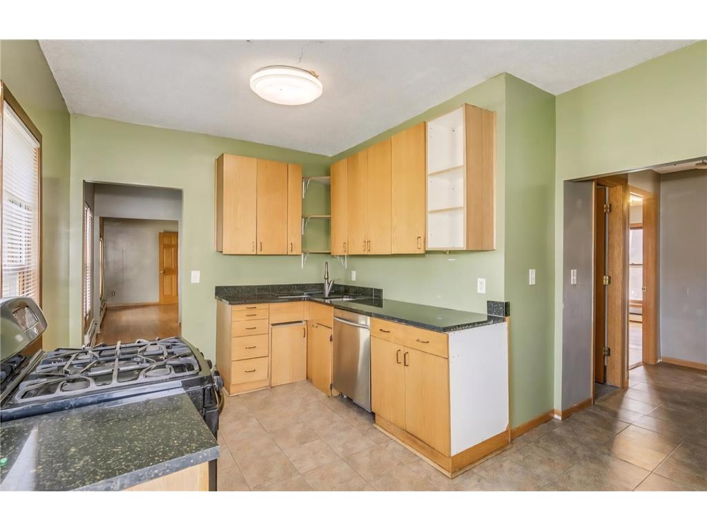 300 Baker Street E Saint Paul MN 55107 6815915 image18