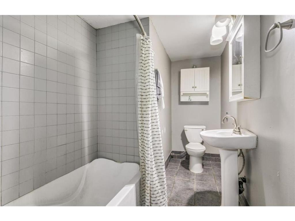 300 Baker Street E Saint Paul MN 55107 6815915 image20