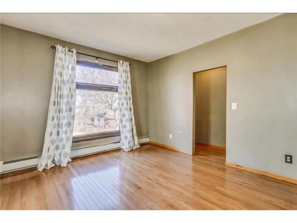 300 Baker Street E Saint Paul MN 55107 6815915 image8