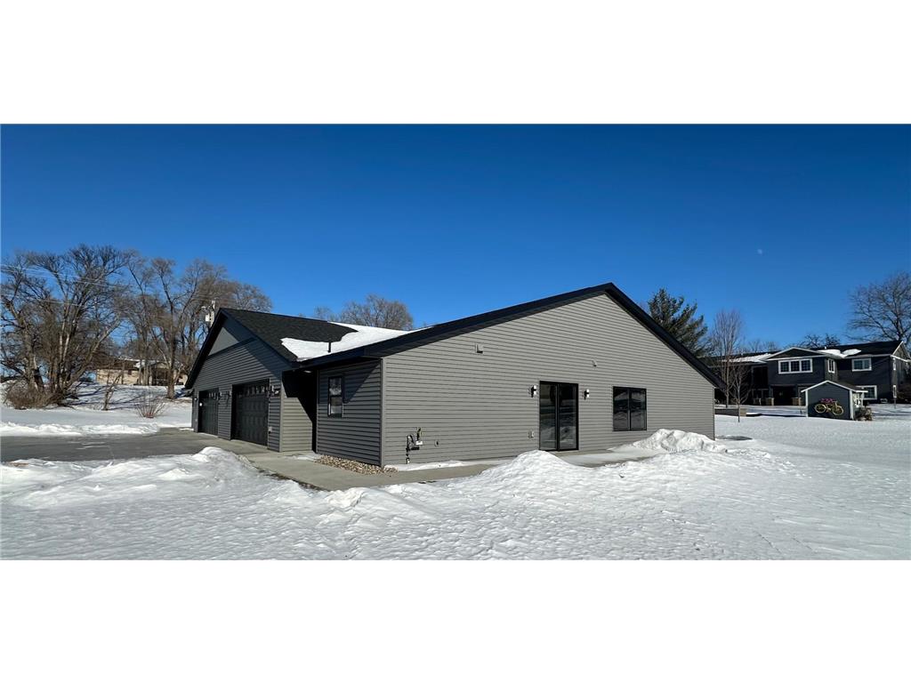300 Birch Street N Sauk Centre MN 56378 7013617 image2