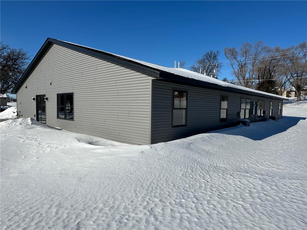 300 Birch Street N Sauk Centre MN 56378 7013617 image3