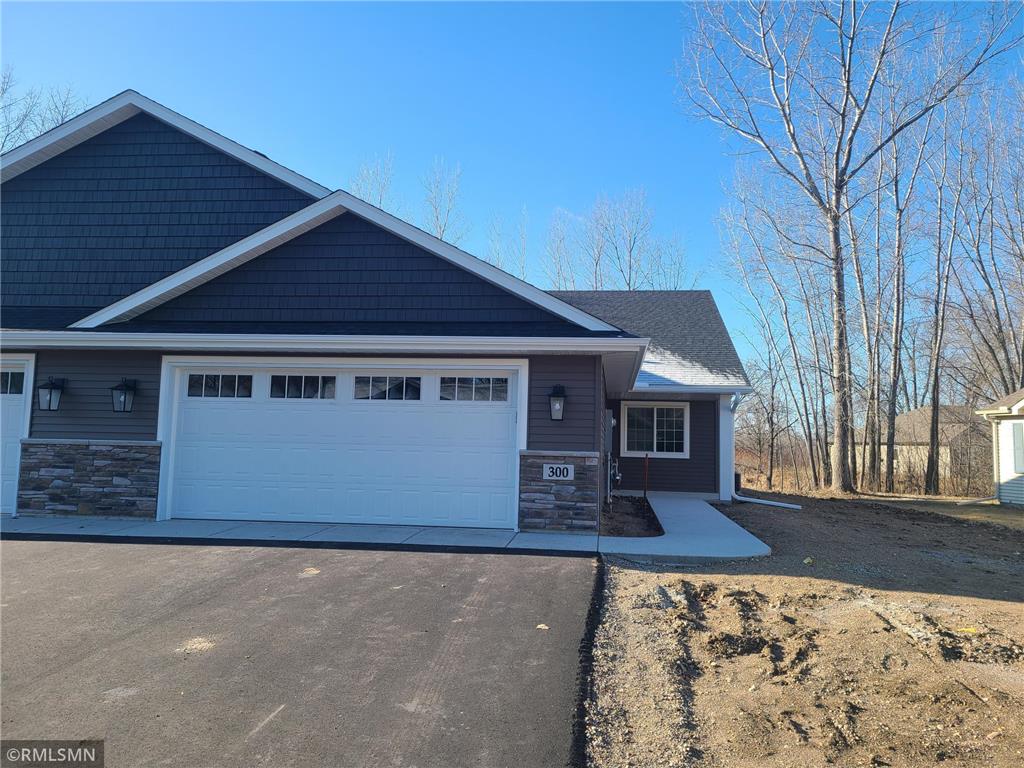 300 Brown Avenue N Annandale MN 55302 6537274 image1