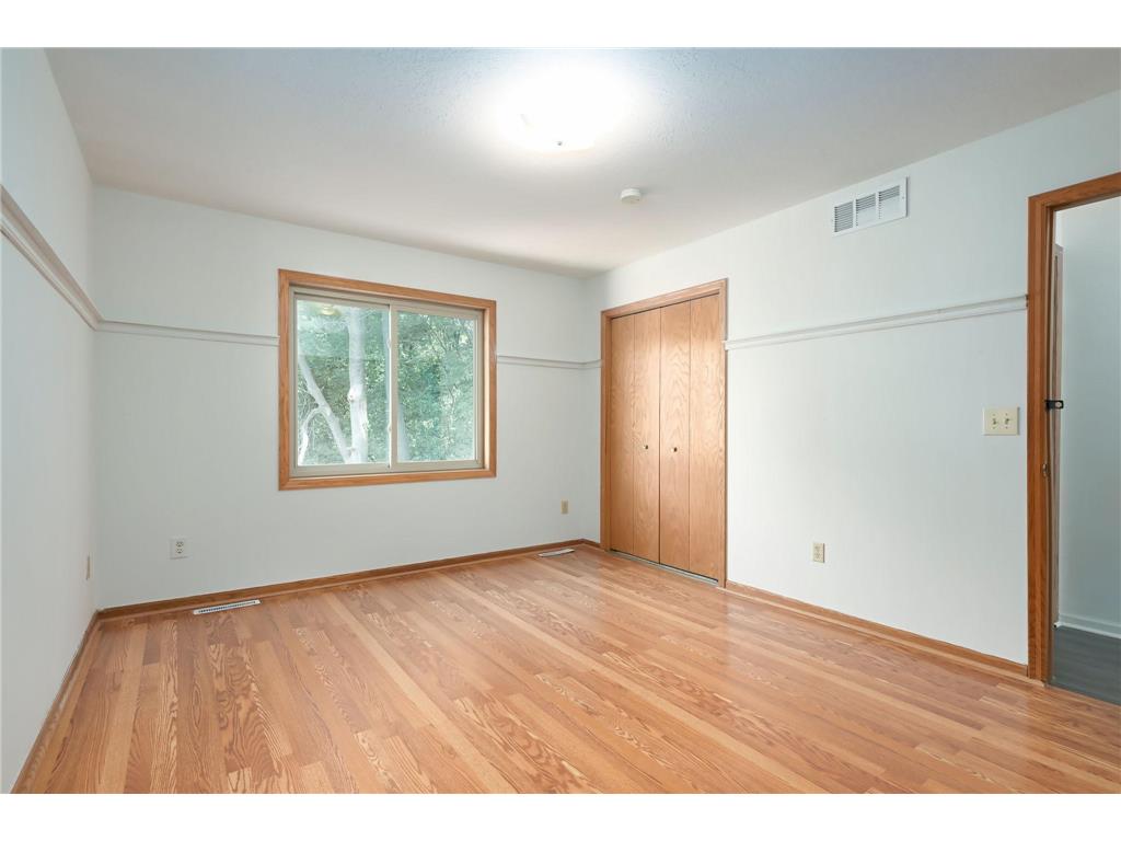 300 Butternut Lane Burnsville MN 55306 6795652 image21