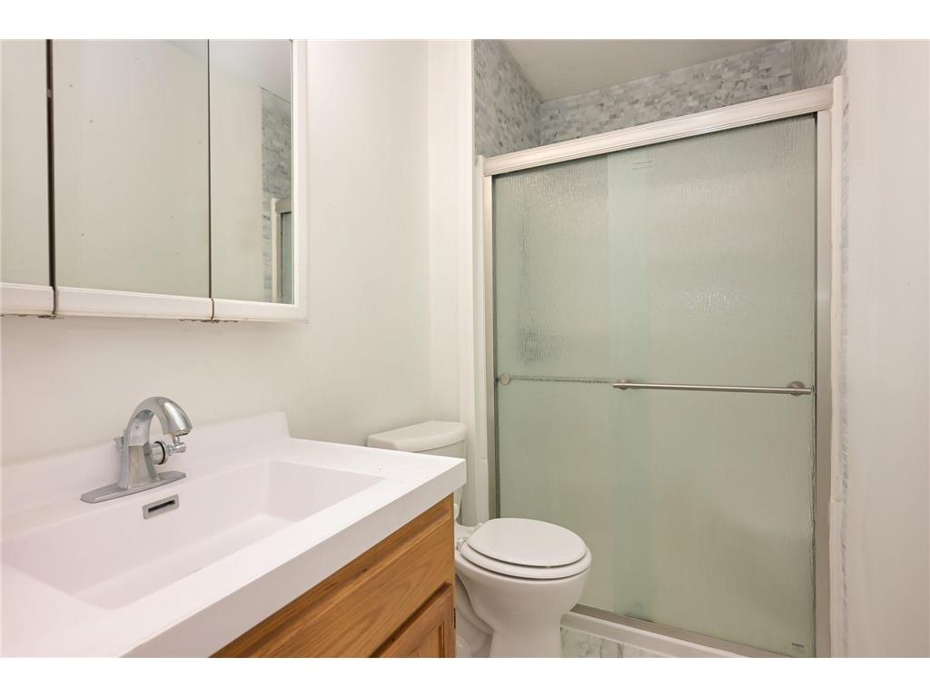 300 Butternut Lane Burnsville MN 55306 6795652 image22